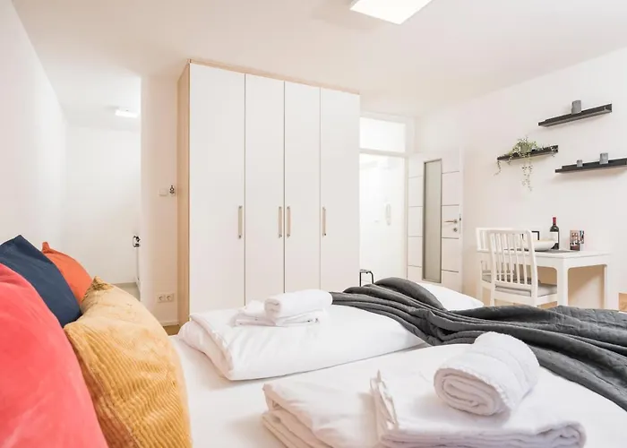Cozy Favoriten Apartman